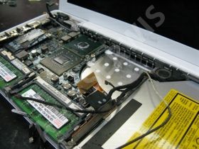 A&D Serwis naprawa laptop&oacute;w notebook&oacute;w netbook&oacute;w Apple.
